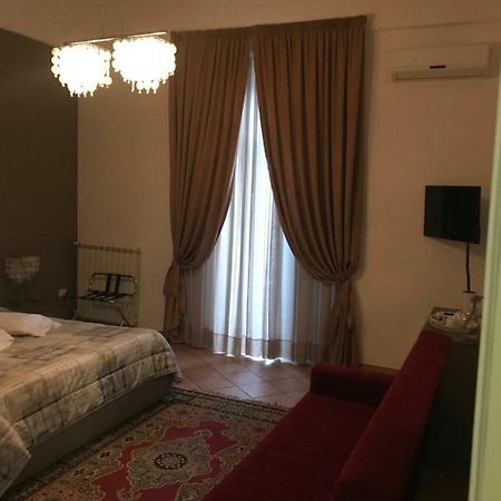 Ma Maison Caserta Luaran gambar