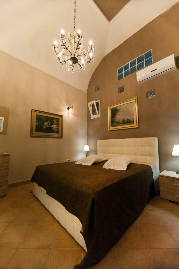 Ma Maison Caserta Luaran gambar