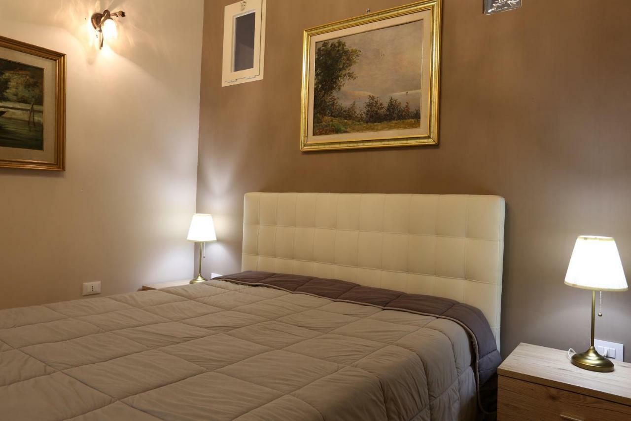 Ma Maison Caserta Luaran gambar