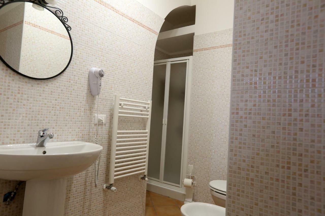 Ma Maison Caserta Luaran gambar