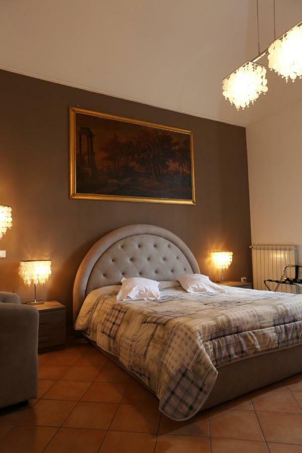 Ma Maison Caserta Luaran gambar