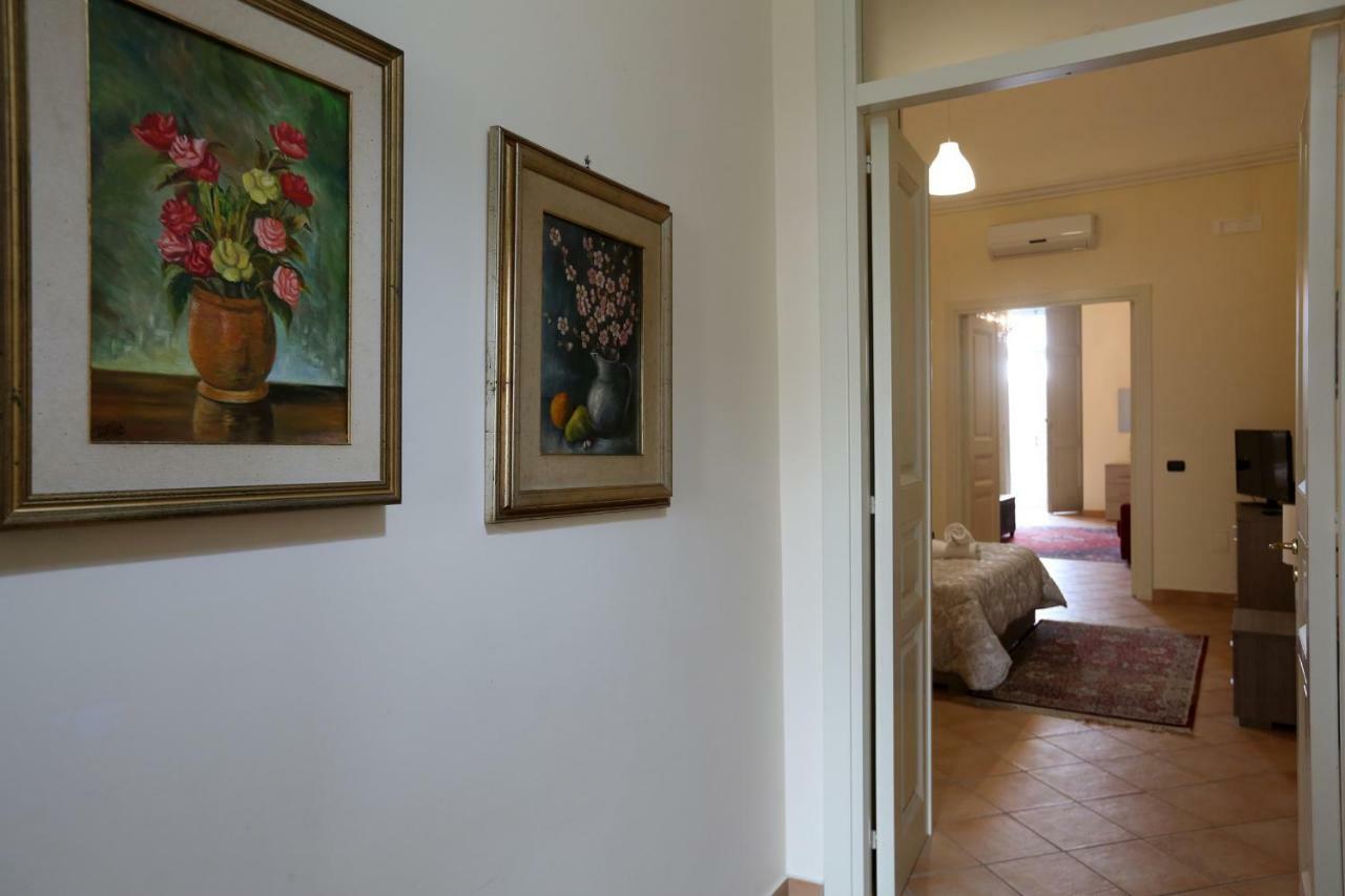 Ma Maison Caserta Luaran gambar