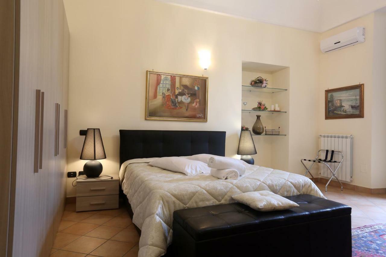 Ma Maison Caserta Luaran gambar