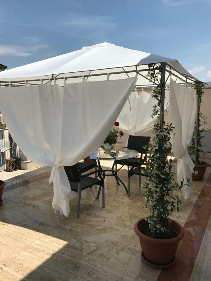 Ma Maison Caserta Luaran gambar